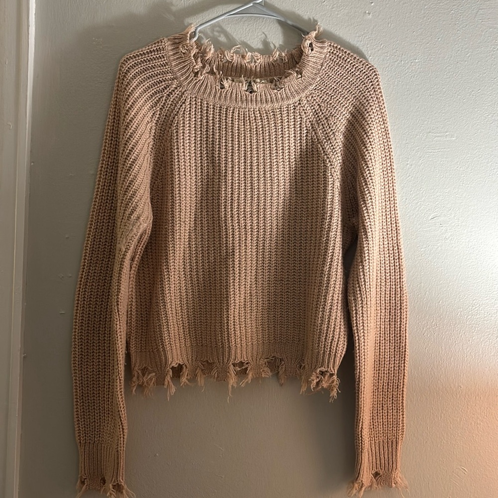 Pink ragged-style chunky knit sweater